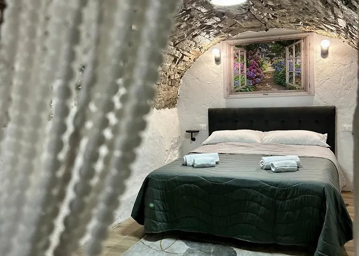 Unique Romantic Cave With Air Conditioner Διαμέρισμα Torno